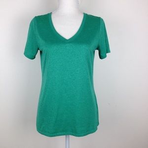 Nike athletic cut size M V neck short sleeve tee